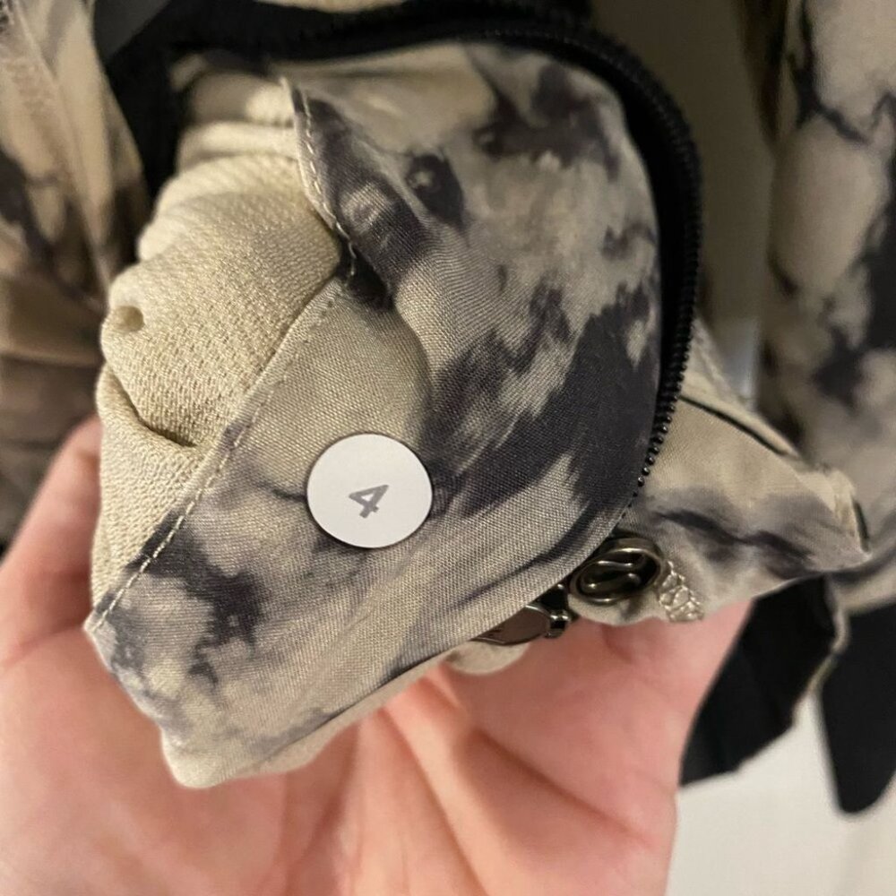Lululemon | Bring Back The Track Jacket | Size 4 - Picture 6 of 8
